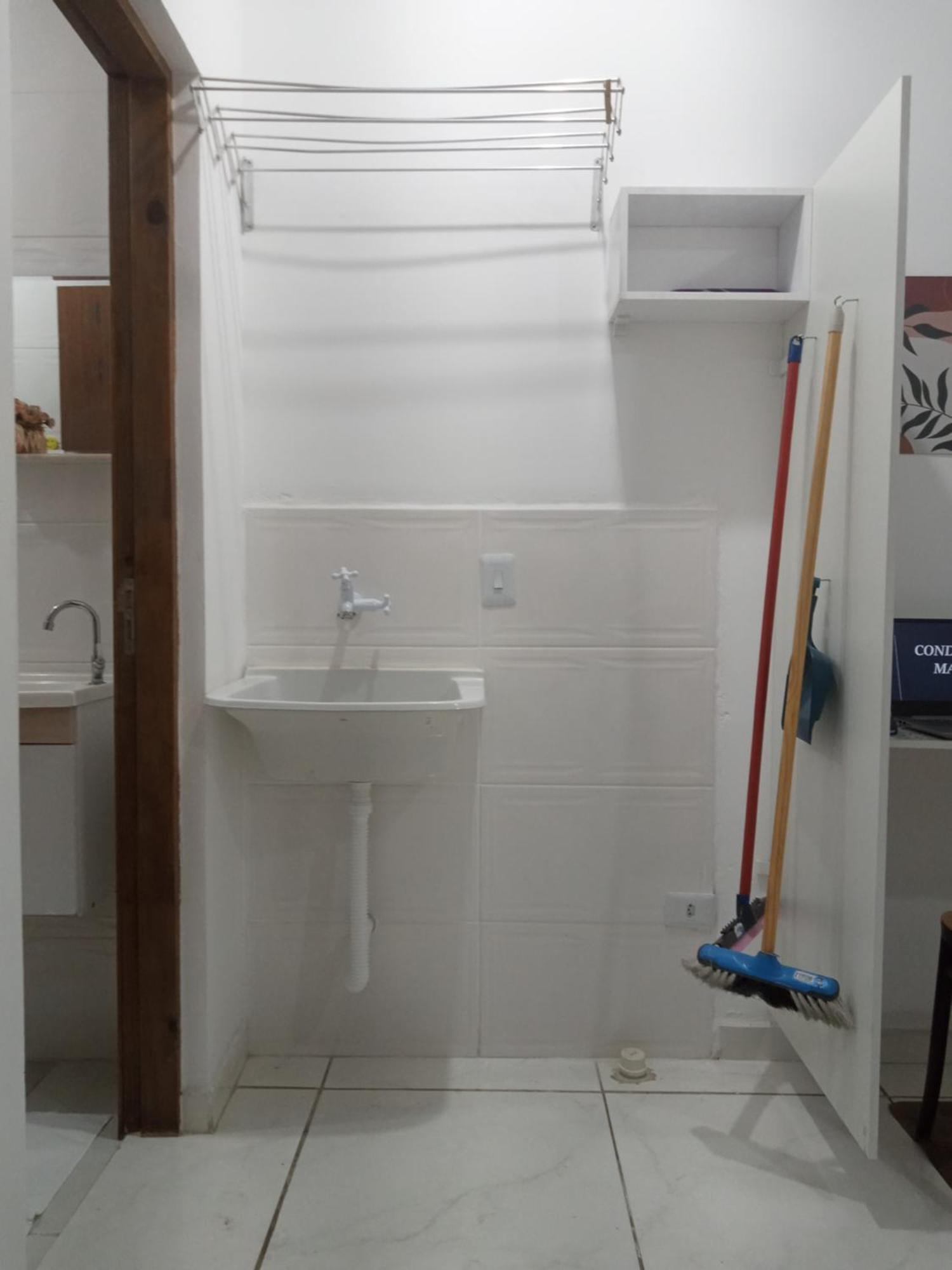 Loft10 Completo Ar Canais Assinat Garagem Internet Prox Aparecida E Industrias Pindamonhangaba Exterior photo